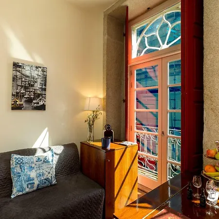 Flores Lofts Apartment